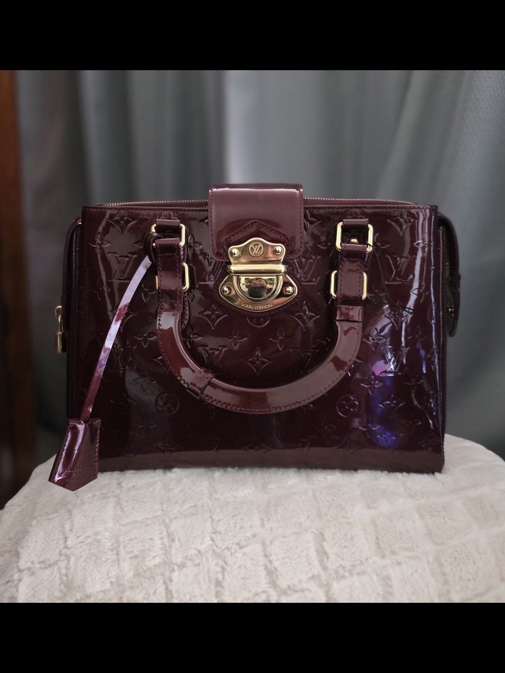 Louis Vuitton Melrose Avenue Patent Leather Satchel in with Gold Hardware
